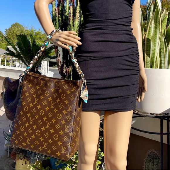 Absolutely stunning Louis Vuitton monogram looping bag GM discontinued - Picture 6 of 12